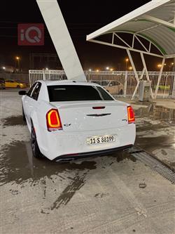 كرايسلر 300